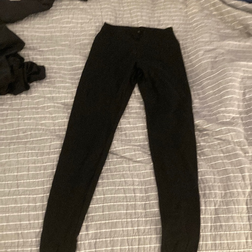 Black leggings